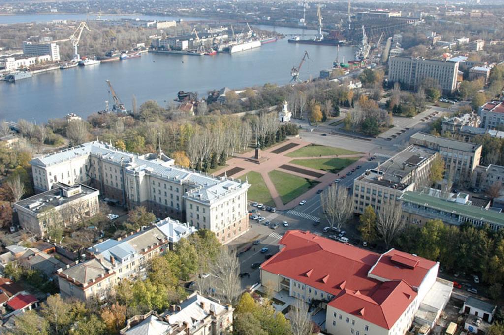 Apartments On Sobornaya Street Near The Waterfront Mykolajiv Exteriér fotografie